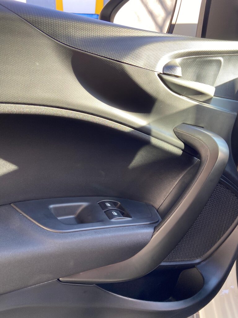 imgi_12_aec18876-08cb-a0d3-792c-3a1aba0f3ea9